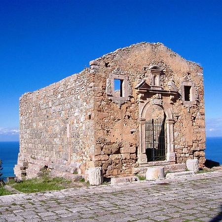 Casa Vacanza Pedala Villa San Marco d'Alunzio Exteriör bild